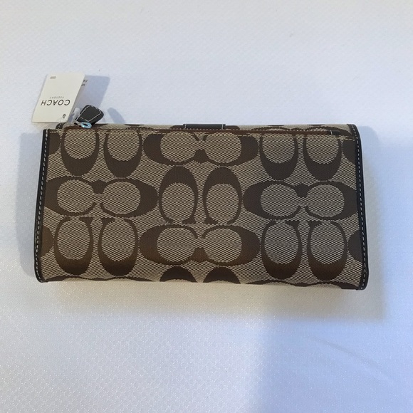 NWT Signature Coach Wallet Clutch 3H00027816 Color Khaki/Mahogany - Picture 3 of 9